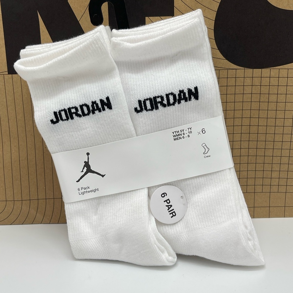 JORDAN JUMPMAN CREW Socks
6PK
Style XJ0130-001 - Picture 2 of 16